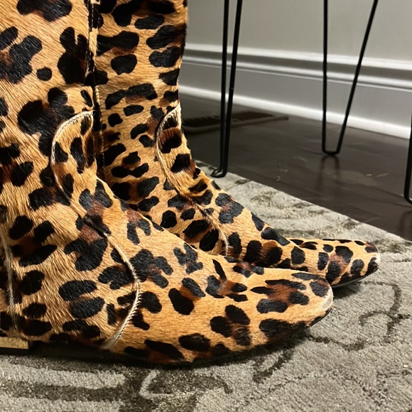 GUC Tory Burch pony hair boot - Picture 2 of 11